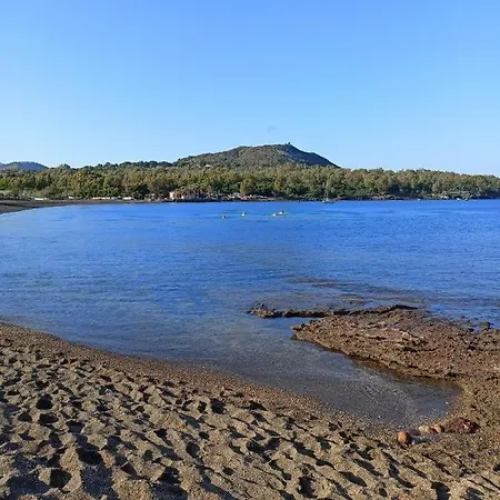 Apartment Menichetta Mono Vulcano (Isola)